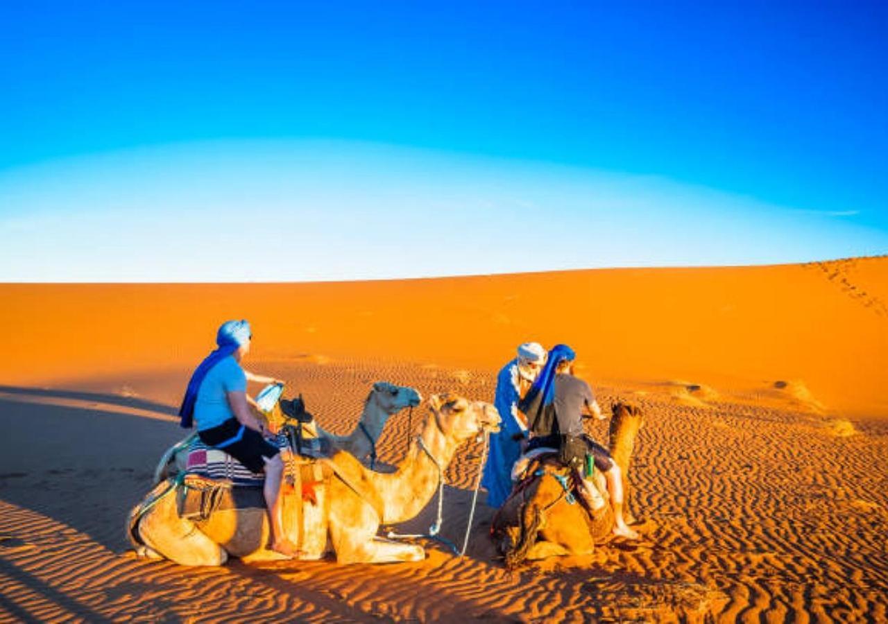 Desert Glamping Experience Мерзуга Экстерьер фото